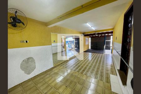 Garagem de casa à venda com 3 quartos, 174m² em Jardim Testae, Guarulhos