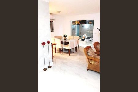 Casa à venda com 4 quartos, 340m² em Vargem Grande, Rio de Janeiro