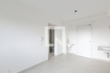 Sala/Cozinha de apartamento para alugar com 2 quartos, 32m² em Vila Nova Curuca, São Paulo