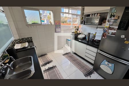 Cozinha de apartamento para alugar com 3 quartos, 90m² em Cidade Nova, Belo Horizonte