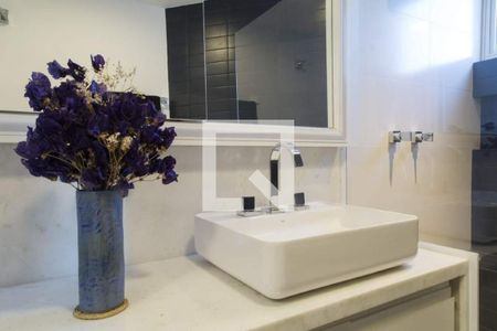 Apartamento à venda com 2 quartos, 70m² em Humaitá, Rio de Janeiro