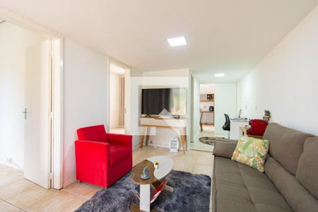 Sala de casa de condomínio à venda com 2 quartos, 80m² em Rio Branco, Canoas