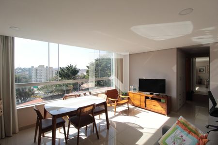 Sala de apartamento à venda com 2 quartos, 75m² em Itapoã, Belo Horizonte