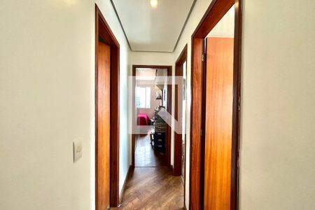 Corredor de apartamento à venda com 3 quartos, 84m² em Vila Guarani (zona Sul), São Paulo