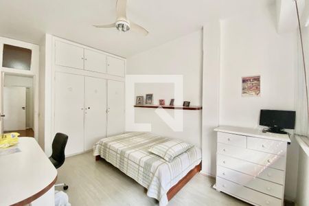 Quarto 1 de apartamento à venda com 3 quartos, 205m² em Copacabana, Rio de Janeiro