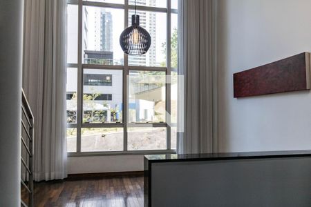 Sala de apartamento à venda com 1 quarto, 78m² em Belvedere, Belo Horizonte