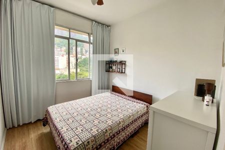 Quarto 1 de apartamento à venda com 2 quartos, 63m² em Copacabana, Rio de Janeiro