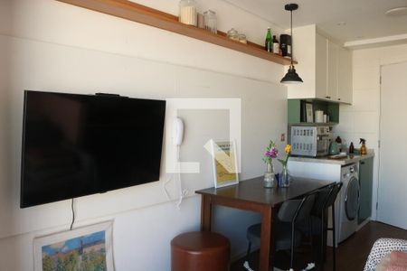 Sala/Cozinha de apartamento à venda com 1 quarto, 31m² em Barra Funda, São Paulo