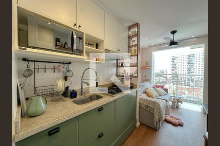 Sala/Cozinha de apartamento à venda com 1 quarto, 31m² em Barra Funda, São Paulo