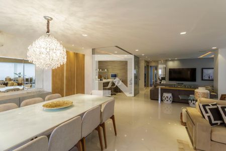 Sala de apartamento à venda com 3 quartos, 247m² em Jardim Luzitania, São Paulo