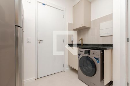 Sala/Cozinha de apartamento para alugar com 1 quarto, 27m² em Campo Belo, São Paulo