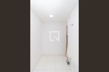 Cozinha de apartamento para alugar com 2 quartos, 44m² em Vila Sabrina, São Paulo