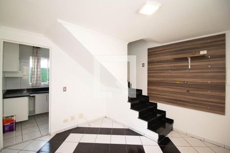 Sala de casa para alugar com 2 quartos, 50m² em Jardim do Papai, Guarulhos