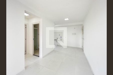 Sala de apartamento para alugar com 2 quartos, 45m² em Santo Cristo, Rio de Janeiro