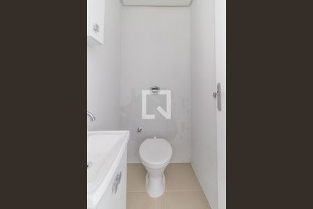 Lavabo de apartamento à venda com 2 quartos, 67m² em Teresópolis, Porto Alegre