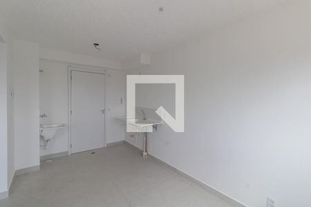 Sala/Cozinha de apartamento à venda com 2 quartos, 35m² em Vila Carmosina, São Paulo