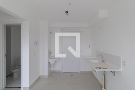 Sala/Cozinha de apartamento à venda com 2 quartos, 35m² em Vila Carmosina, São Paulo