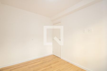 Quarto 1 de apartamento para alugar com 2 quartos, 35m² em Metalúrgicos, Osasco