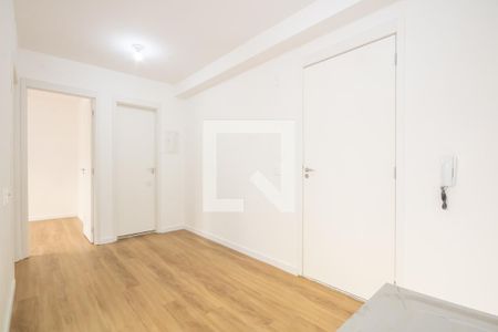 Sala de apartamento para alugar com 2 quartos, 35m² em Metalúrgicos, Osasco
