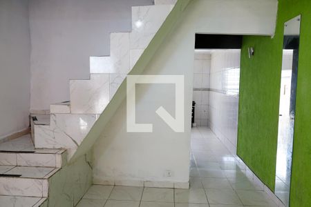 sala de casa à venda com 2 quartos, 200m² em Parque das Bandeiras, Osasco