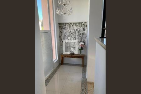 Casa à venda com 4 quartos, 330m² em Swiss Park, Campinas