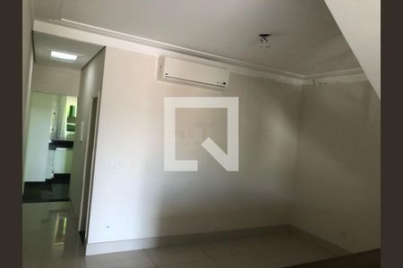 Casa à venda com 3 quartos, 250m² em Vila Marieta, Campinas