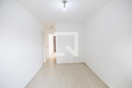 Sala de casa para alugar com 2 quartos, 65m² em Campo Grande, Rio de Janeiro