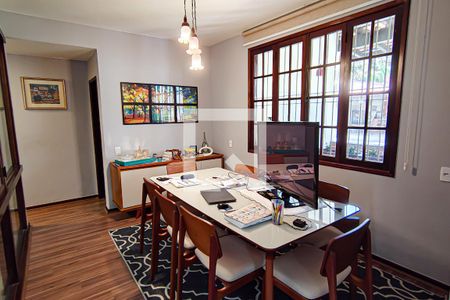 Sala de casa de condomínio à venda com 3 quartos, 240m² em Anil, Rio de Janeiro