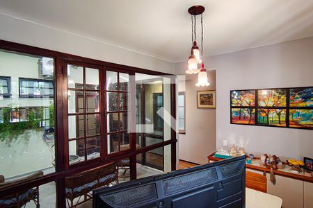 Sala de casa de condomínio à venda com 3 quartos, 240m² em Anil, Rio de Janeiro