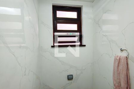 Lavabo de casa de condomínio à venda com 3 quartos, 240m² em Anil, Rio de Janeiro