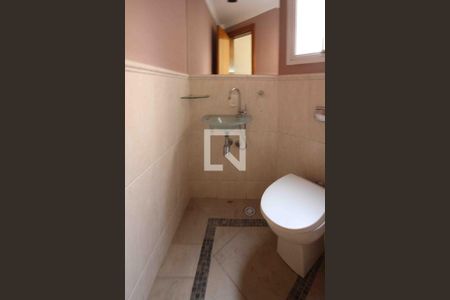 Lavabo de casa para alugar com 3 quartos, 200m² em Jardim Avelino, São Paulo