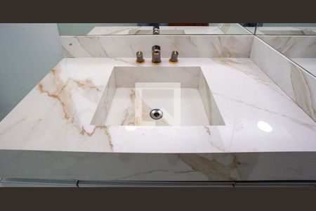 Banheiro de apartamento para alugar com 1 quarto, 50m² em Serraria, Diadema