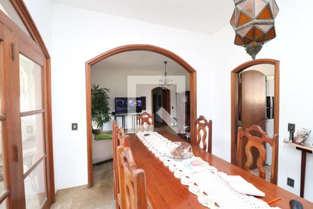 Sala de casa para alugar com 5 quartos, 500m² em Pitangueiras, Rio de Janeiro