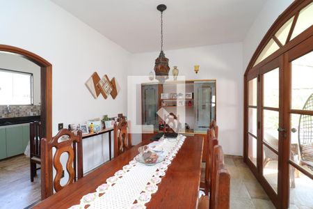 Sala de casa para alugar com 5 quartos, 500m² em Pitangueiras, Rio de Janeiro