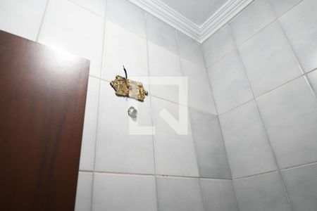 Banheiro de serviço de casa à venda com 3 quartos, 280m² em Jardim Santa Genebra, Campinas