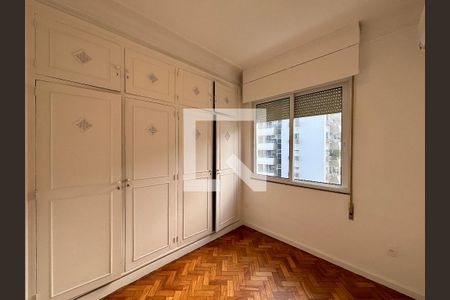 Quarto 1 de apartamento à venda com 2 quartos, 70m² em Copacabana, Rio de Janeiro