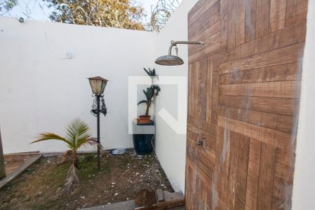 Piscina de casa para alugar com 5 quartos, 282m² em Jardim Karaíba, Uberlândia