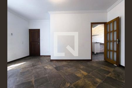Sala de apartamento à venda com 2 quartos, 70m² em Sagrada Família, Belo Horizonte