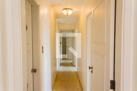 Corredor de apartamento à venda com 3 quartos, 182m² em Perdizes, São Paulo