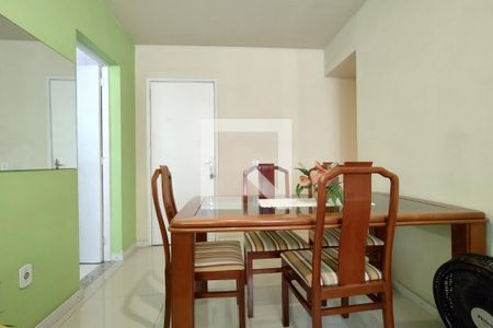 Sala de apartamento à venda com 2 quartos, 52m² em Pechincha, Rio de Janeiro