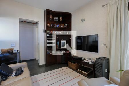 Sala de TV de apartamento à venda com 3 quartos, 174m² em Jardim São Paulo, São Paulo