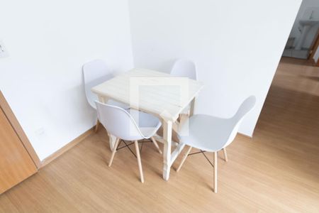 Sala de apartamento para alugar com 2 quartos, 45m² em Guaratiba, Rio de Janeiro