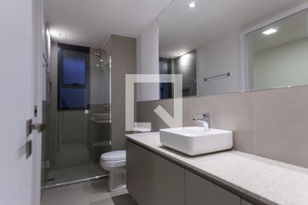 Banheiro Semi Suíte de apartamento à venda com 2 quartos, 76m² em Vila da Serra, Nova Lima