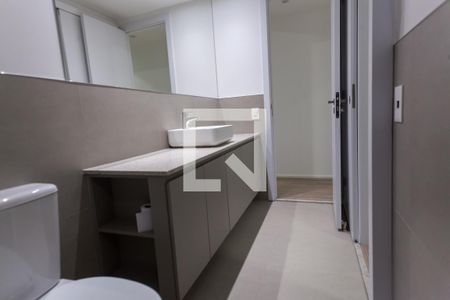 Banheiro Semi Suíte de apartamento à venda com 2 quartos, 76m² em Vila da Serra, Nova Lima