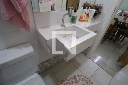 Lavabo de apartamento para alugar com 3 quartos, 110m² em Centro, Uberlândia