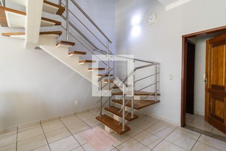 Sala de casa à venda com 4 quartos, 355m² em Parque Industrial, Campinas