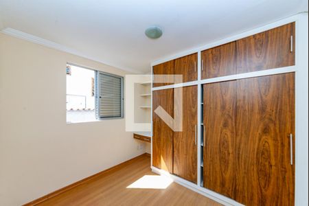 Quarto 1 de apartamento para alugar com 3 quartos, 75m² em Nova Granada, Belo Horizonte