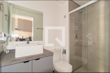 Banheiro de kitnet/studio para alugar com 1 quarto, 25m² em Vila Regente Feijó, São Paulo