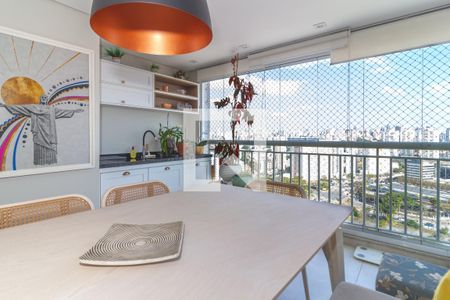 Varanda de apartamento à venda com 3 quartos, 100m² em Parque Industrial Tomas Edson, São Paulo