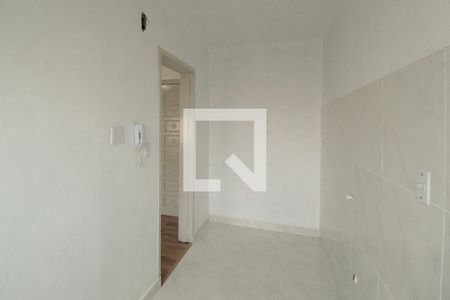 Cozinha de apartamento à venda com 1 quarto, 35m² em Jardim Dona Leopoldina, Porto Alegre